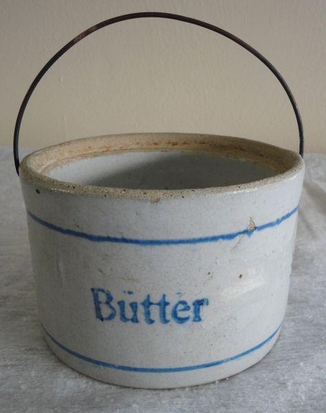 Butter Crock Crock Ideas, Primitive Crocks, Vintage Crocks, Butter Churns, Antique Stoneware Crocks, Country Crock, Antique Crocks, Old Crocks, Vintage Crock