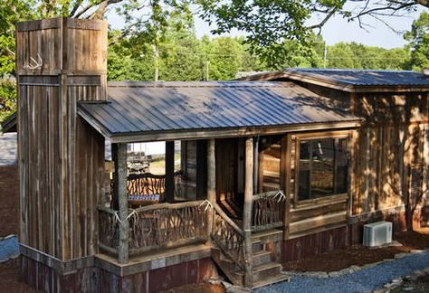 Small Hunting Cabin Plans | Awesome ready-made hunting cabin……or bug out location ... Bug Out Cabin, Hunting Cabin Plans, One Room Hunting Cabin, Small Hunting Cabin, Container Hunting Cabin, Bug Out Location, Tiny House Hunting Cabin, Hunting Shack, Mobile Home Skirting