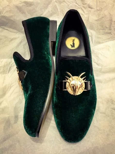 XO Royalty velvet loafer shoe, Khodumodumo gold plate on emerald deep green velvet Green Prom Shoes Men, Green Dress Shoes Men, Green And Gold Prom Suit, Green And Gold Wedding Suit, Emerald Green Velvet Suits, Emerald Green Suits For Men Prom, Emerald Suit, Emerald Green Suits, Emerald Green Prom Suit