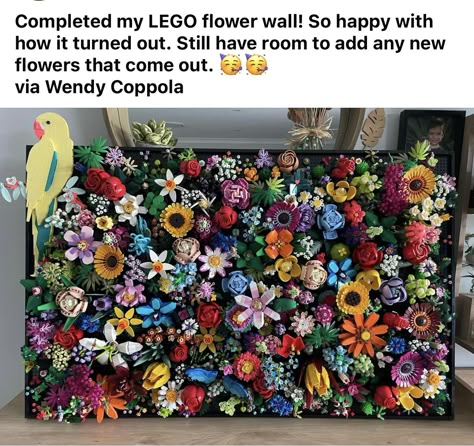 Lego Flower Wall Display, Lego Flower Ideas, How To Display Lego Flowers, Lego Flower Display Ideas, Lego Botanical Collection Display, Lego Flower Wall, Lego Flowers Diy, Lego Flower Display, Lego Succulent