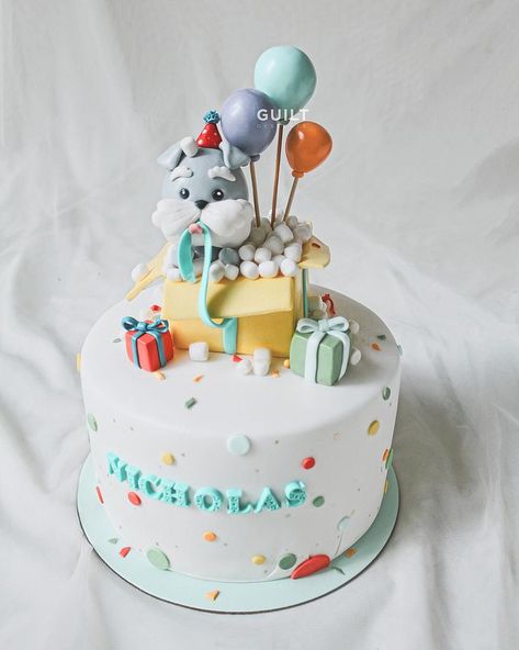 Pets Birthday Cake, Dog Birthday Theme Cake, Pet Themed Birthday Cake, Dog Cake Design Birthday, Birthday Cake With Dogs Theme, Birthday Cake Dog Theme, Dog House Cake, Puppy Themed Birthday Cake, Puppy Cake Design