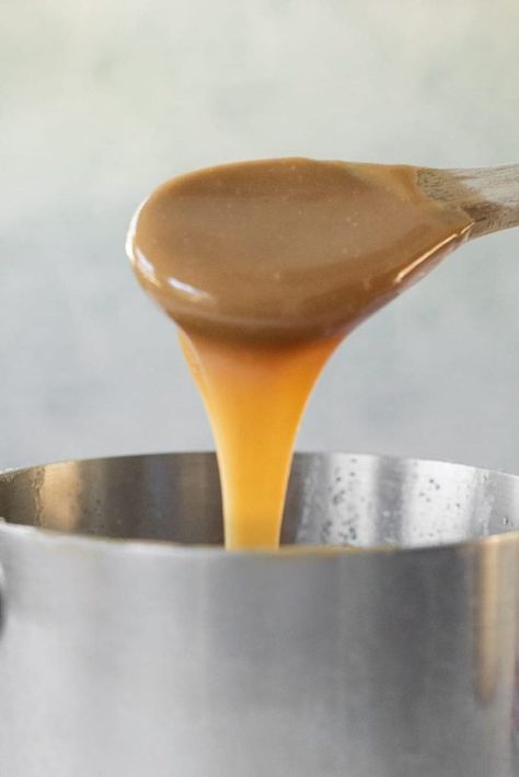 Caramel Sauce With Sweetened Condensed, Caramel Apple Crumble Bars, Easy Homemade Caramel Sauce, Caramel From Condensed Milk, Easy Caramel Sauce, Peach Cake Recipes, Sweet Condensed Milk, Caramel Recipe, Easy Caramel