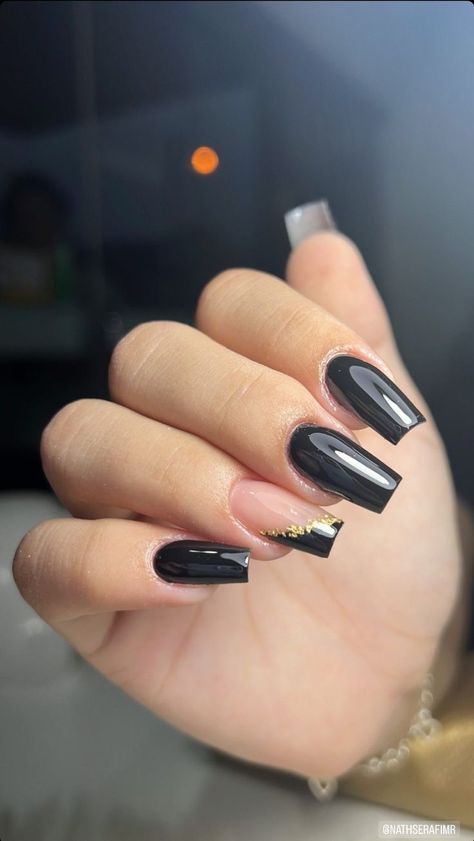 Party Nails Birthday, Black Acrylic Nails, Edgy Nails, Acrylic Nails Coffin Short, Nails Desing, Fancy Nails, Chic Nails, Short Acrylic Nails, Best Acrylic Nails