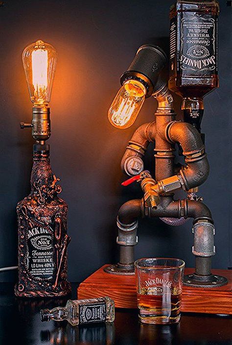 Whisky Spender, Jack Daniels Lamp, Jack Daniels Birthday, Birthday Alcohol, Valentines Ideas For Her, Whiskey Dispenser, Dispenser Diy, Diy Valentines Day Gifts For Him, Robot Lamp