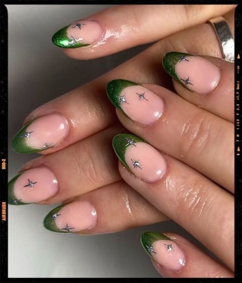 Green Chrome Tips Nails Forest Green Nail Ideas Short, Short Almond Nails Designs Green, Green French Tip Nails With Design, Almond Nails Green Design, Green Prom Nail Ideas, Metallic Green French Tip Nails, Green Ethereal Nails, Pink And Green Chrome Nails, Purple Almond Nail Ideas