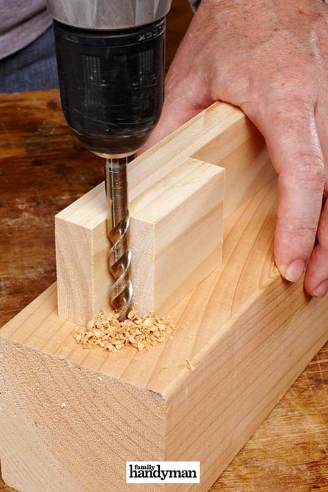 30 Secret Tool Tips for DIYers Drill Guide, Learn Woodworking, Diy Holz, Woodworking Workshop, Popular Woodworking, Wood Plans, Wood Tools, Woodworking Jigs, Woodworking Bench