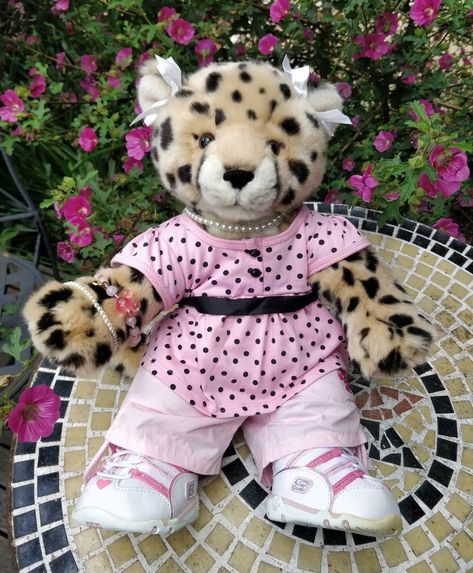 Build a bear cheetah wearing a a pink outfit Y2k Build A Bear, Build A Bear Cheetah, Buildabear Clothes, Cute Build A Bears, Build A Bear Aesthetic, Creative Writing Lesson, Indie Decor, Cheetah Style, Build A Bear Outfits