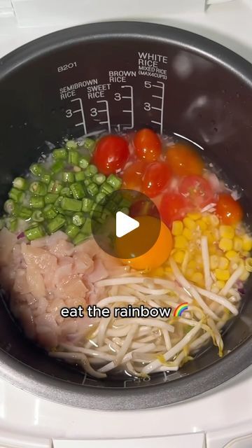 Sha on Instagram: "RAINBOW ‘FRIED’ RICE | recipe👇🏽

Fried rice is easy but SOME DAYS… I can’t even. So I dump all of the same ingredients in my rice cooker and THIS! This is the rice cooker recipe I make ALL THE TIME it works with so many different veggies and proteins - you just need a good kicker of a sauce! 

I also call it Rainbow Rice because you gotta use a medley of different coloured veggies cus you need the nutrition my friends, but also it’s just a lot more fun 🤪 

* 1 cup rice
* 1 cup water (or as indicated on the rice cooker)
* 1 tbsp minced onions
* 1 clove minced garlic
* veggies: long beans, cherry tomatoes, corn, beansprouts
* 100g protein: boneless chicken breast, cubed
* 1 egg
* spring onions, for garnish
seasoning sauce:
* 1 to 2 tbsps chilli oil 🤌🏽 
* 1 tbsp soy sa Aroma Rice Cooker Recipes, Rice Cooker Fried Rice, Garlic Veggies, 100g Protein, Aroma Rice Cooker, Long Beans, Rainbow Rice, Rice Cooker Recipes, Chilli Oil