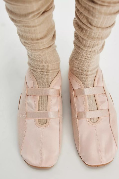 Sofie Sporty Ballerina Flats | Free People Autumn Winter 2024, Shoes Design, My Mood, Ballerina Flats, Winter 2024, Boho Clothing, Womens Flats, Boho Outfits, Mary Janes