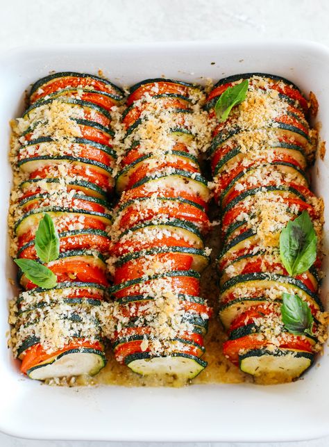 Summer Zucchini & Tomato Gratin Tomato Zucchini Bake, Tomato Gratin, Zucchini And Tomato, Zucchini Casserole Recipes, Zucchini Tomato, Summer Zucchini, Delicious Veggies, Vegetarian Sides, Easy Zucchini