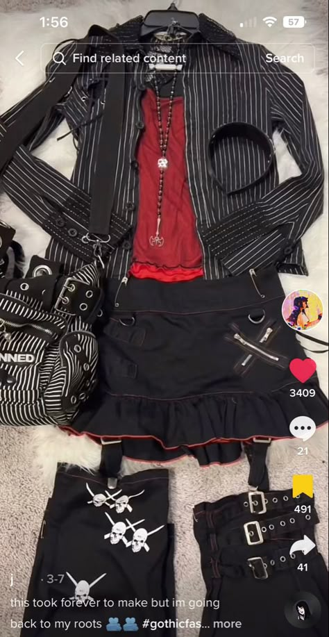 Vkei Outfits Women, Goth Kimono Outfit, Visual Kei Style Street Fashion, Vkei Outfits Ideas, Casual Visual Kei, Vkei Clothing, Vkei Outfits Casual, Vkei Fashion Aesthetic, Casual Vkei