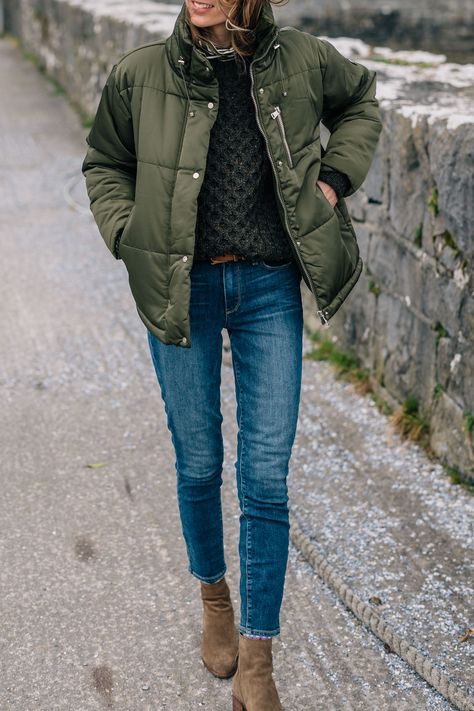 Ll Bean Fisherman Sweater Outfit, Ll Bean Fall Outfit, Mountain Grandmother Style, Green Curdory Pants Outfit, New England Fall Outfits 2023, Natural Outfits Winter, Fall In Ireland Outfits, Ll Bean Style Women, Ireland Fashion Fall