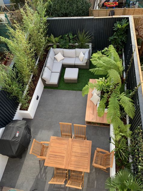 Small Rooftop Terrace Design, Terraced Patio Ideas, Terrace Garden Ideas, Rooftop Patio Design, Roof Terrace Design, Roof Garden Design, Terrace Garden Design, Terrace Decor, Rooftop Terrace Design