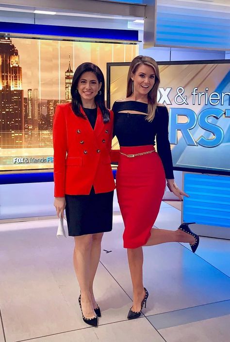 Jillian Mele, Female News Anchors, Maria Bartiromo, Trendy Work Outfit, Business Clothing, Womens Professional Fashion, Cute Work Outfits, Red Pencil Skirt, News Reporter