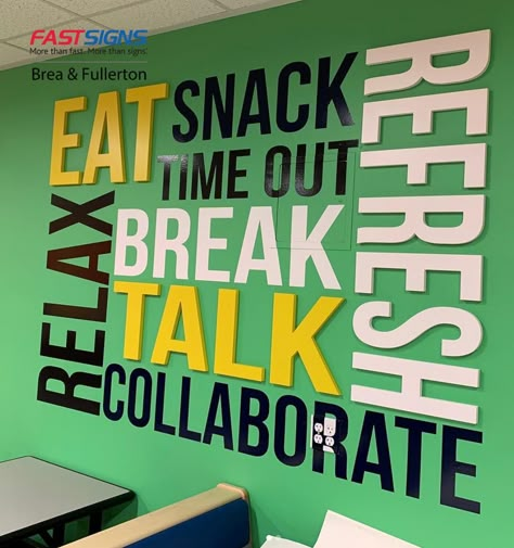 Office Pantry Wall Design, Teachers Lounge Decor Break Room, Fun Break Room Ideas, Small Lunch Room Ideas, Employee Breakroom Ideas, Hotel Employee Break Room, Retail Breakroom Ideas, Employee Break Room Decorating Ideas, Workplace Breakroom Ideas