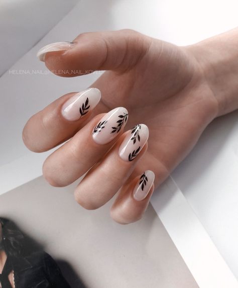 Nails With Wheat Design, Milky White Nails With Leaves, Nails Via Lactea, Gel Moment, Silhouette Nails, Bee Nails, Engagement Nails, Natural Acrylic Nails, Ideas Para Uñas