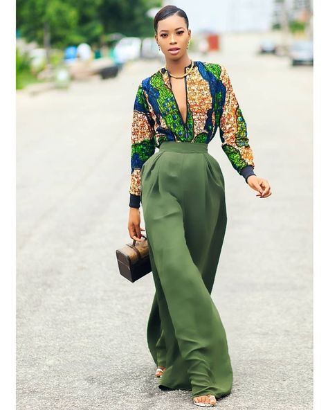 Ankara Tops, African Tops, Stylish Lady, Ghanaian Fashion, African Fashion Designers, Afrikaanse Mode, African Fashion Ankara, African Fashion Modern, African Inspired Fashion