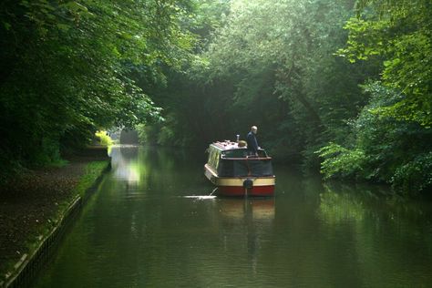 Boat Holiday, Boat Living, Narrow Boat, Canal Boats, Lakefront Living, Pj Harvey, Lakefront Property, Boat Projects, Quality Family Time