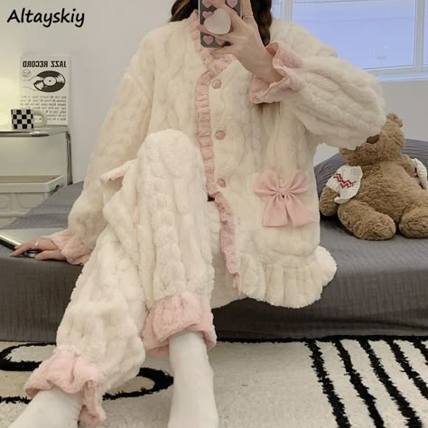 Cute Oversized Pajamas, Cute Winter Pajamas, Kawaii Pjs, Japanese Pajamas, Fluffy Pajamas, Cute Pijamas, Cute Night Outfits, Cute Pyjamas, Winter Pajama