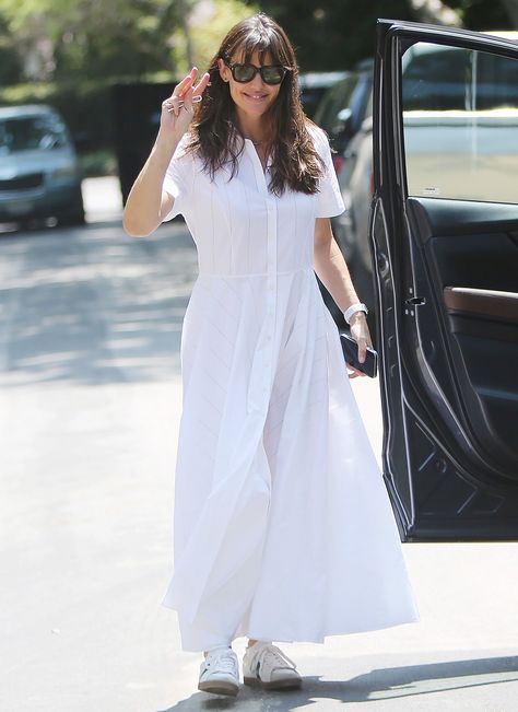 Shop 7 White Sneakers Worn By Celebrities: Katie Holmes, Emily Ratajkowski, Reese Witherspoon & More | Vogue Maxi Dress White Sneakers, White Tennis Shoes With Dress, White Sneakers Dress, White Sneakers With Dress, All White Converse, Converse With Dress, Dresses With Sneakers, Dresses With Tennis Shoes, Dresses 90s