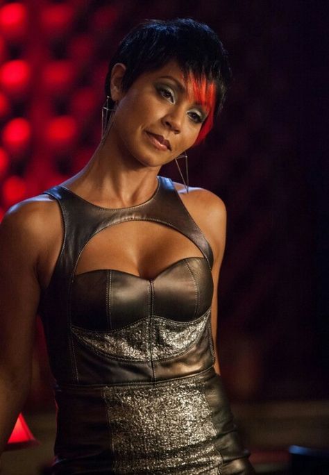 Fish Mooney Gotham Season 1, Fish Mooney, Gotham Tv Series, Ben Mckenzie, Dc Comic Costumes, Gotham Tv, Jada Pinkett, Selina Kyle, Jada Pinkett Smith