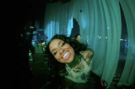 Kehlani Macbook Wallpaper, Kehlani Laptop Wallpaper, Kehlani Crash Tour, Kehlani Concert Outfit Ideas, Chill Wallpaper Laptop, Kehlani Pfp, 2014 Pfp, Kehlani Aesthetic, Kehlani Parrish