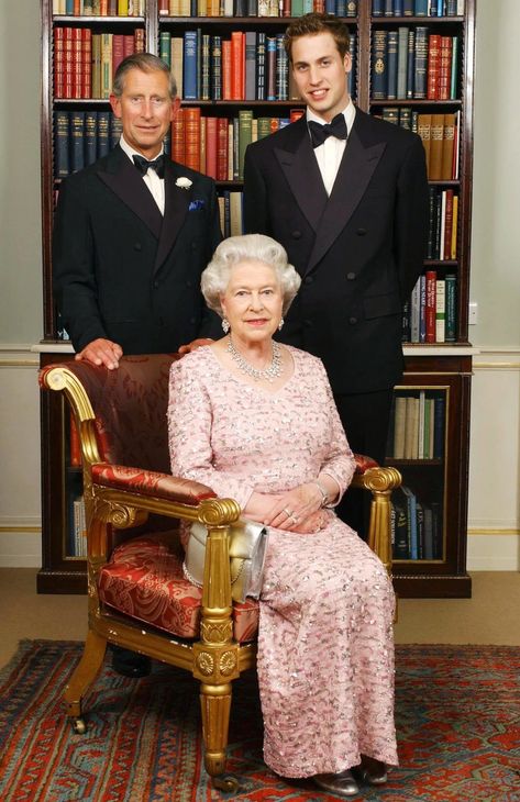 Ratu Elizabeth, Princesa Elizabeth, Royal Family Portrait, Prins William, Prinz Charles, Rainha Elizabeth Ii, English Royal Family, Principe William, Reine Elizabeth Ii