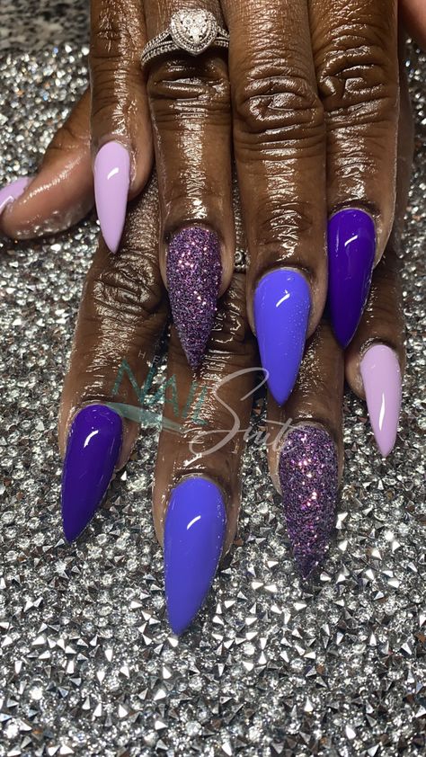 Purple Nails Stiletto, Shades Of Purple Nails, Dark Purple Nails, Bee Nails, Dashing Diva, Nails Purple, Nails Stiletto, Stylish Nails Designs, Dope Nail Designs