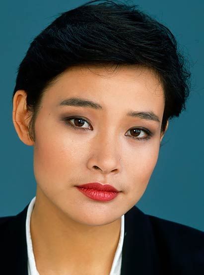 Jocelyn "Josie" Packard "Joan Chen" Twin Peaks (1990-1991) Joan Chen Twin Peaks, Low Cheekbones, Suyin Beifong, Joan Chen, Twin Peaks 1990, Asian Actresses, Oliver Stone, Retro Chinese, Laura Palmer