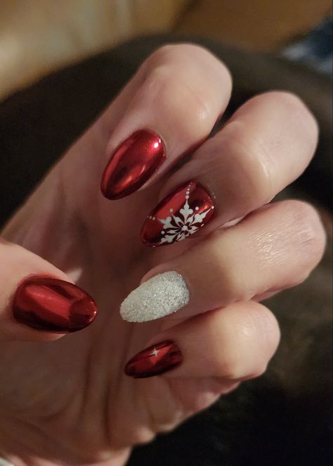 Red Ornament Nails, Metallic Red Christmas Nails, Red Chrome Candy Cane Nails, Red Chrome Xmas Nails, Red Chrome Christmas Nail Designs, Red Chrome Holiday Nails, December Chrome Nails, Chrome Xmas Nails, Sns Dipping Powder Nails Christmas