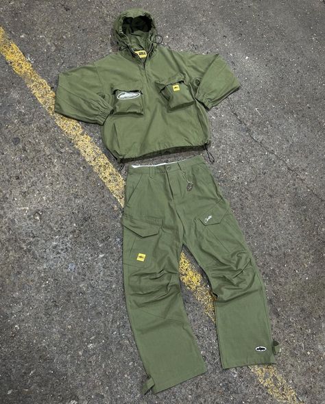 Military Utility Jacket With Detachable Hood For Streetwear, 2000s Fashion Men, Green Military Utility Jacket For Streetwear, Military Windbreaker With Cargo Pockets For Streetwear, Military-style Camouflage Utility Jacket With Multiple Pockets, Military Camouflage Utility Jacket With Multiple Pockets, Camouflage Colors, Double Denim, Street Fashion Men Streetwear