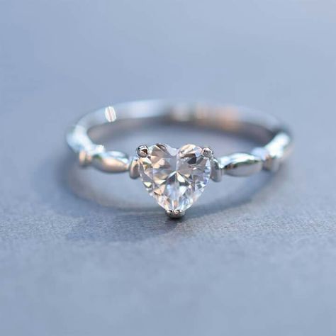 Ring For Gf, Rings For Girlfriend, Cute Promise Rings, Heart Promise Rings, Antique Engagement Ring, Art Deco Diamond Rings, Promise Rings For Her, Rose Engagement Ring, Cute Rings