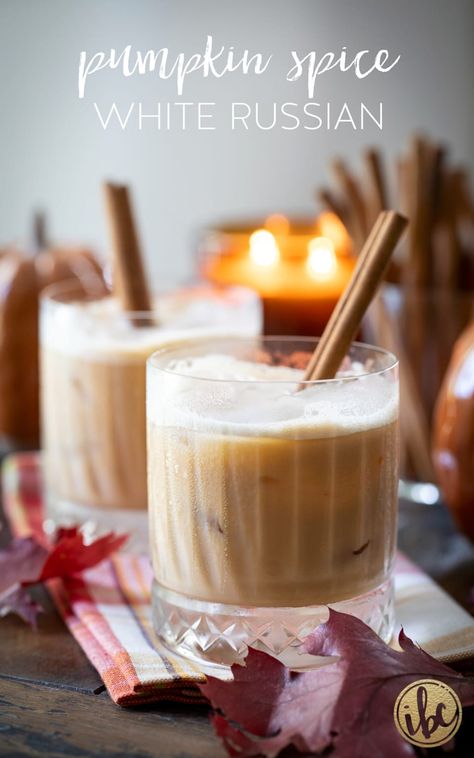 Pumpkin Spice White Russians #pumpkinspice #whiterussian #cocktail #fall #fallcocktail #pumpkin #recipe Cocktail Corner, Baked Pumpkin Oatmeal, Unique Cocktail Recipes, Easy Pumpkin Dessert, Mommy Juice, Desserts In A Glass, Savory Pumpkin Recipes, Fall Cocktails Recipes, Fall Cocktail