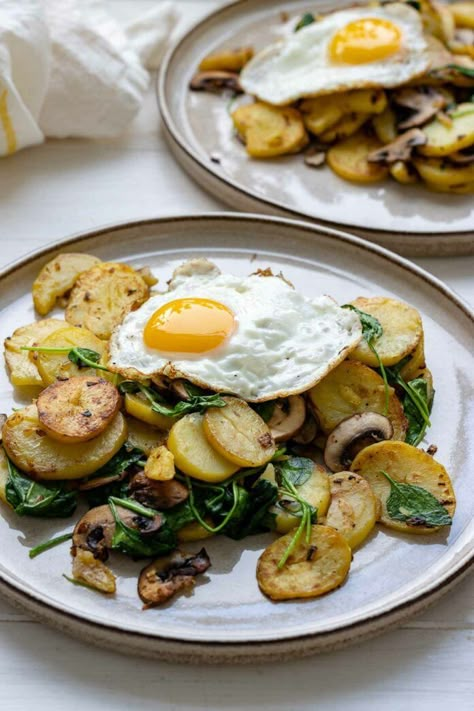 Potatoes And Eggs, Healthy Foo, Anti Inflamatory, Plats Healthy, Healthy Food Inspiration, Healthy Food Dishes, Makanan Diet, Healthy Food Motivation, Healthy Lifestyle Food