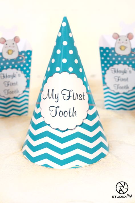 First Tooth Party, paper hat, boy, blue and grey, dotted zigzag background 1st Tooth Party Ideas Boy, 1st Tooth Party Ideas, First Teeth Cake Ideas, Teething Party, Tooth Decor, First Tooth Party, Teeth Party, Zigzag Background, Tooth Party