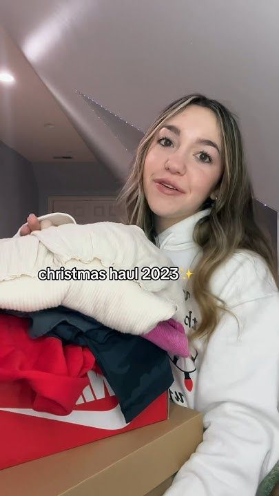 2023 CHRISTMAS HAUL!🎄🎅 Preppy Haul, Preppy Hauls, Christmas Haul, 2023 Christmas, Christmas Girl, Collage, Christmas, Pins, Quick Saves