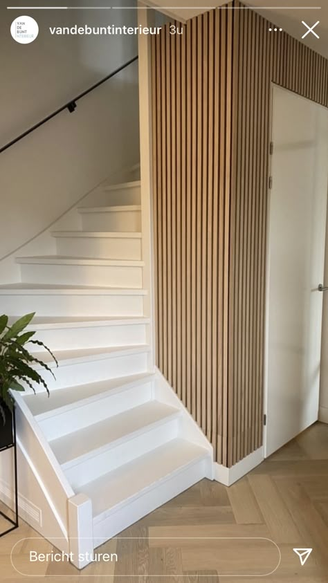 Modern Hallway Design, House Staircase, Hallway Designs, Hallway Design, Stair Case, Stair Decor, Living Room Design Inspiration, Modern Hallway, Interior Stairs