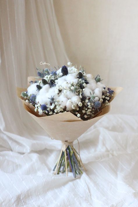 Cotton Flower Wedding Bouquet, Cotton Flower Wedding, Cotton Bouquet, Plant Centerpieces, Wedding Platters, Flower Business, Cotton Blossom, Dried Bouquet, Beautiful Bouquet Of Flowers