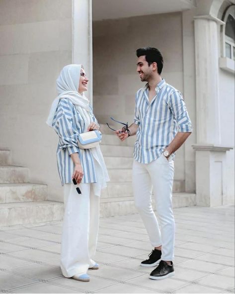 Couple Twinning Outfits, Couple Outfits Matching Classy, Twining Outfits, Twinning Outfits, Muslim Girl Outfits, Couple Outfits Matching, Ootd Idea, Elegant Fashion Outfits, Modest Casual