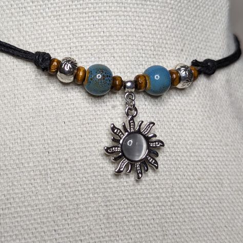 Blue Ceramic Wood Beaded Silver And Grey Cats Eye Charm Boho Hippie Adjustable Rope Cord Choker Stacking Necklace Comes On An Adjustable Waxed Black Cord Necklace. Necklace Is Adjustable From Approximately 13" To 22". 70s Jewelry Hippie Necklaces, Copper Wire Necklace, Witchy Beaded Jewelry, Boho Hippie Jewelry, Silver Bohemian Jewelry, Witchy Jewelry Aesthetic, Diy Hippie Clothes, Hippie Gift Ideas, Sun Necklaces