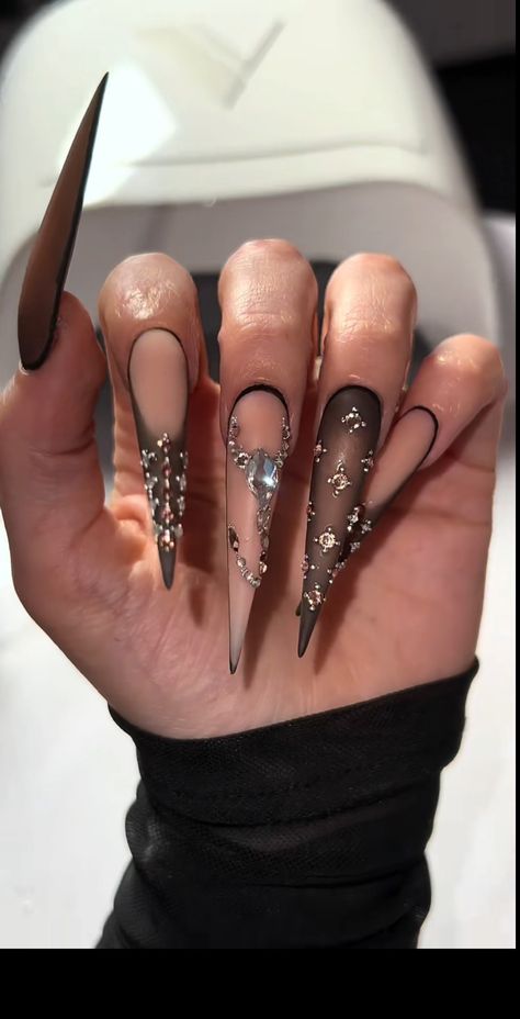 Black Nails With Rhinestones, Xxl Acrylic Nails, Long Black Nails, Nails With Rhinestones, Stilleto Nails Designs, Sharp Nails, Diy Acrylic Nails, Nude Nail Designs, Fancy Nails Designs