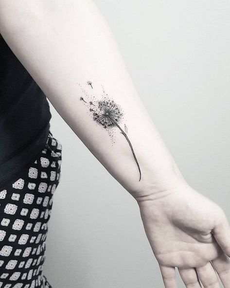 Top 102 Best Dandelion Tattoo Ideas [2020 Inspiration Guide] - Next Luxury Jr Tattoo, Dandelion Tattoo Meaning, Dandelion Tattoo Design, Black Bird Tattoo, Flower Tattoo Meanings, Design Tattoos, Flower Wrist Tattoos, Dandelion Tattoo, Inspiration Tattoos