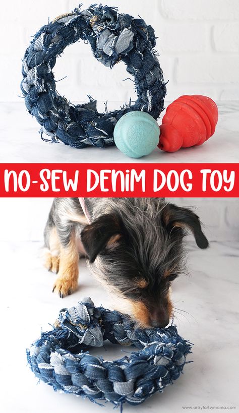 No-Sew Denim Dog Toy | artsy-fartsy mama Denim Dog Bed, Sew Denim, Handmade Dog Toys, Pet Clothes Patterns, Homemade Dog Toys, Class Crafts, Dog Toys Indestructable, Diy Dog Toys, Diy Denim