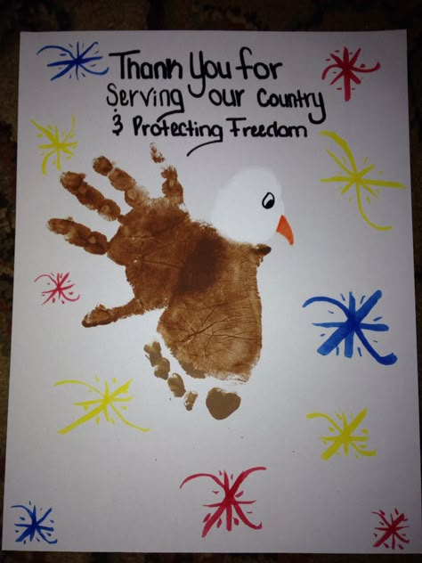 Patriot Day Crafts For Toddlers, 4th Crafts For Toddlers, Veterans Crafts For Toddlers, Veterans Day Craft For Infants, Veterans Day Toddler Art, Crafts For Veterans Day For Kids, Veterans Day Infant Crafts, Veterans Day Footprint Art, Veteran Crafts For Kids