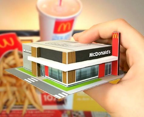 Mcdonalds Restaurant, Paper Models House, Paper Train, Mcdonald's Restaurant, Free Paper Models, Paper Architecture, Paper City, Model Train Sets, Easy Build