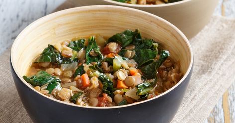 Best Hearty Sprouted Lentil Stew with Kale Recipe Sprouted Lentils, Ketosis Diet Recipes, Tuscan Kale, Vegan Paleo Recipes, Quick Stir Fry, Yellow Table, Kale Recipes, Lentil Stew, Sprout Recipes