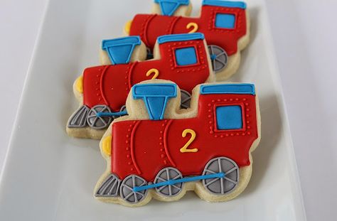 Train Birthday Theme, Christmas Car Decorations, Train Theme Birthday Party, Cupcake Recipes For Kids, Train Cookies, Train Birthday Cake, Trains Birthday Party, Train Party, Train Birthday