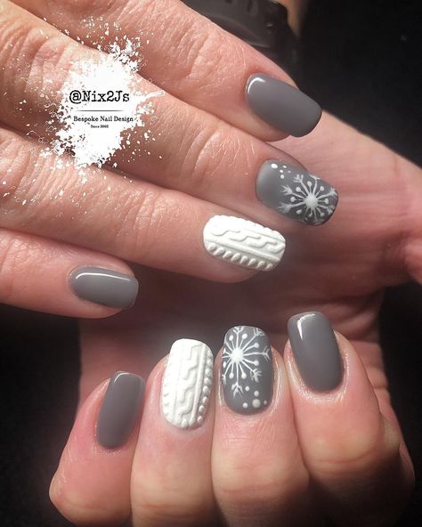 Winter nails. Grey nails. Cable knit nails. 3D nails. Snowflake nails. Textured nails. Winter Nails Grey, Nail Designs Grey, Cable Knit Nails, Knit Nails, Grey Christmas Nails, Nails Grey, Grey Nails, Grey Nail Designs, Christmas Tree Nails