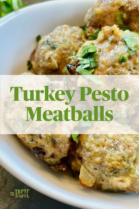 Pesto Turkey Meatballs, Best Turkey Meatballs, Turkey Pesto Meatballs, Pesto Turkey, Pesto Meatballs, Turkey Pesto, Spinach Meatballs, Turkey Meatballs Healthy, Ground Turkey Meatballs