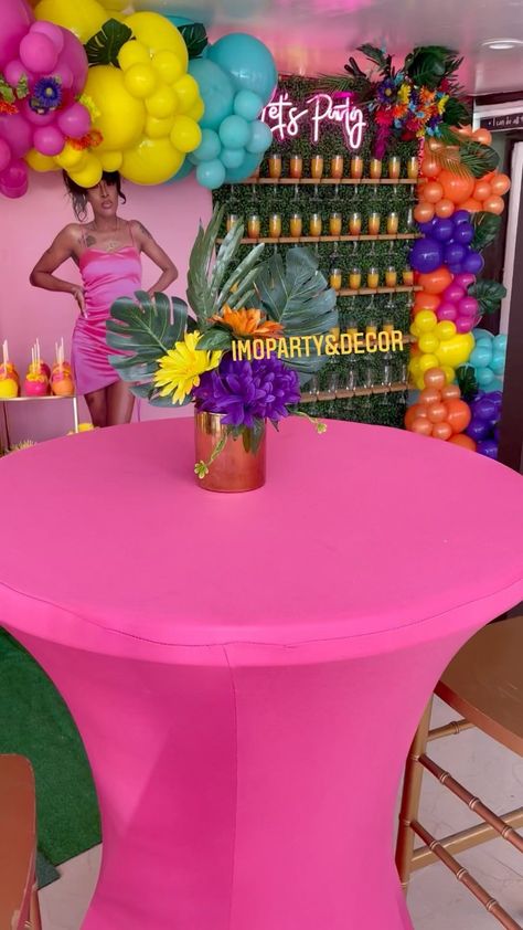 imopartyanddecor_ on Instagram: Did someone say tropical? Check out our birthday party setup full decor and planning by us @imopartyanddecor_ Treats @treatedbykris617… Tropical Theme Party For Adults, Costa Rica Party Theme, Tropical Brunch Decor, Tropical Birthday Party Ideas For Women, Tropic Like Its Hot Party, Birthday Cookout Ideas, Island Party Ideas, Caribbean Party Decorations, Tropical Night Party